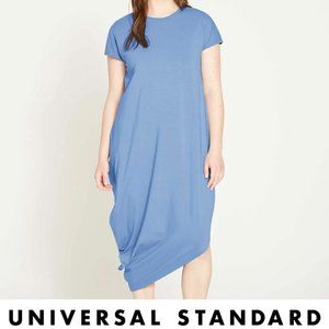 Iconic Geneva Dress in Light Blue (M)